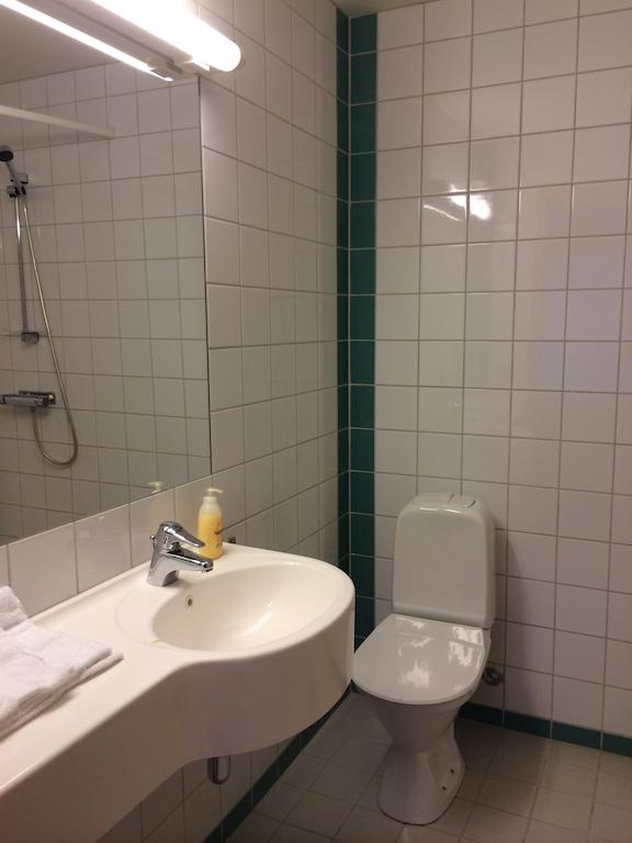 Vormsund Golf Hotell Bed Breakfast Quarto foto